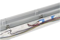 LED Feuchtraum-Wannenleuchte "Cirrus/Notstrom"...